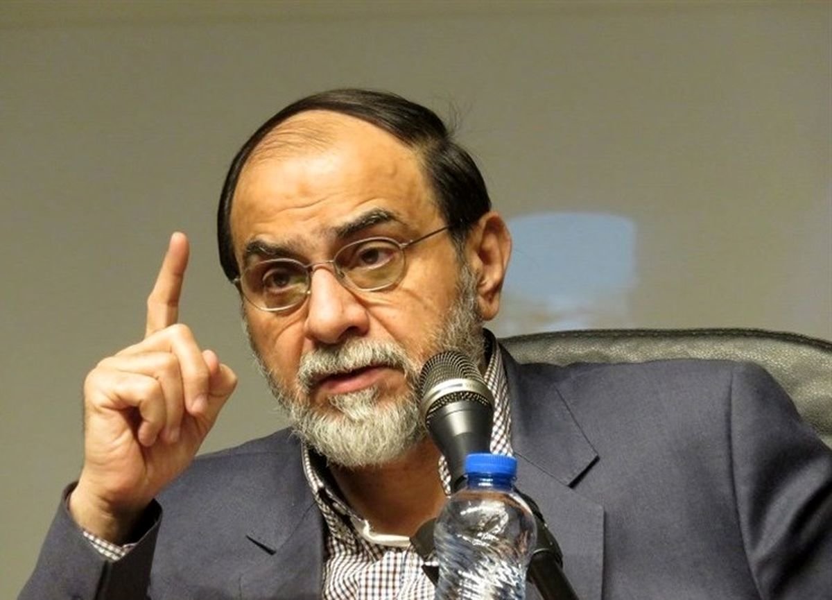 رحیمپور ازغدی: امروز رسانهها در حال تخریب انقلاب هستند