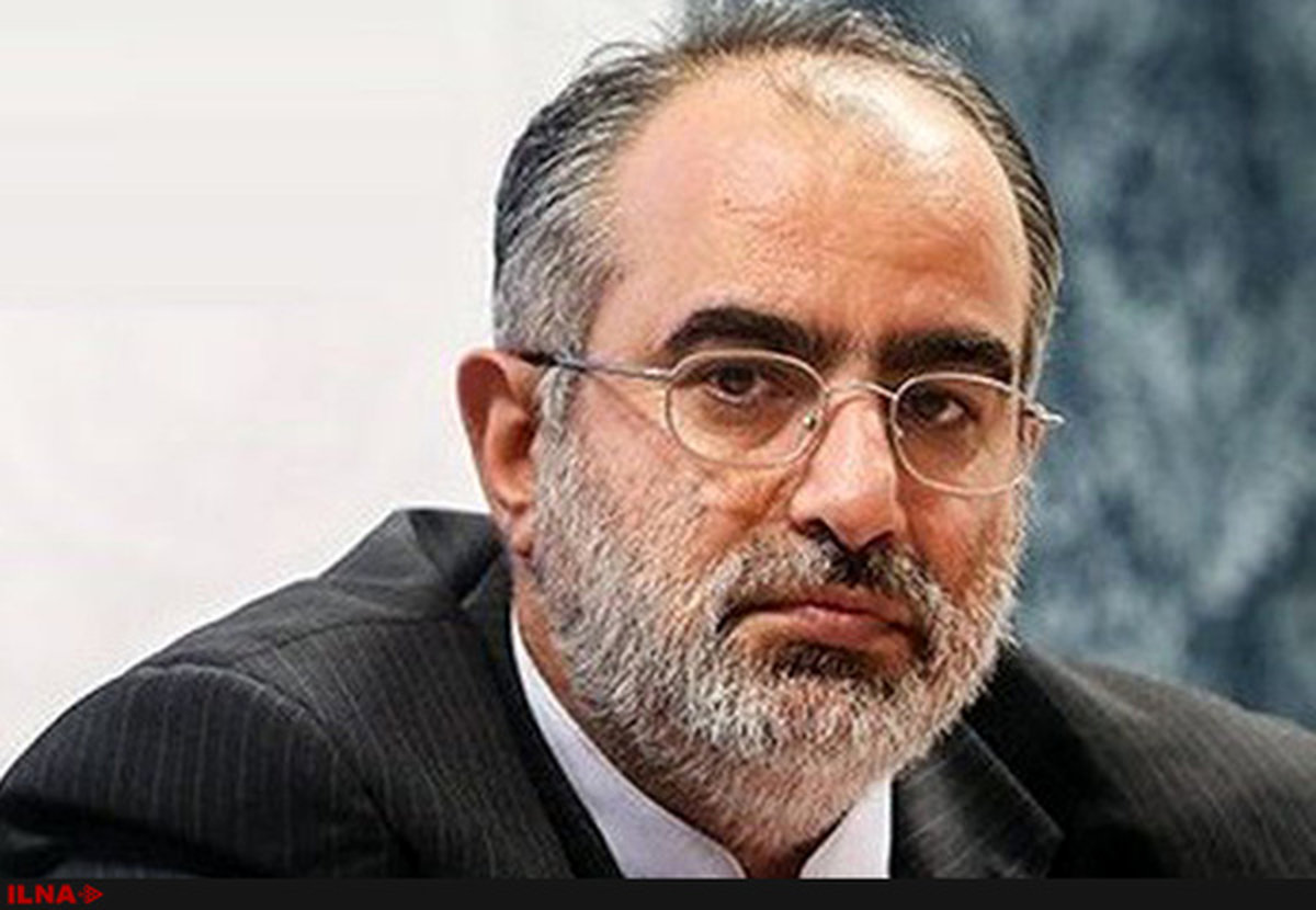 واکنش آشنا به حواشی حضور رئیسجمهور در توچال؛/ جرم روحانی این است که نخواست الگوی مردمفریبی از رئیسجمهور بودن را ارائه کند