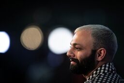صابر ابر چگونه قورباغه اش را قورت داد؟