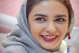 لیندا کیانی محجبه شد 