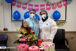 جشن تولد متفاوت برای کادر درمانی بخش کرونا + تصاویر