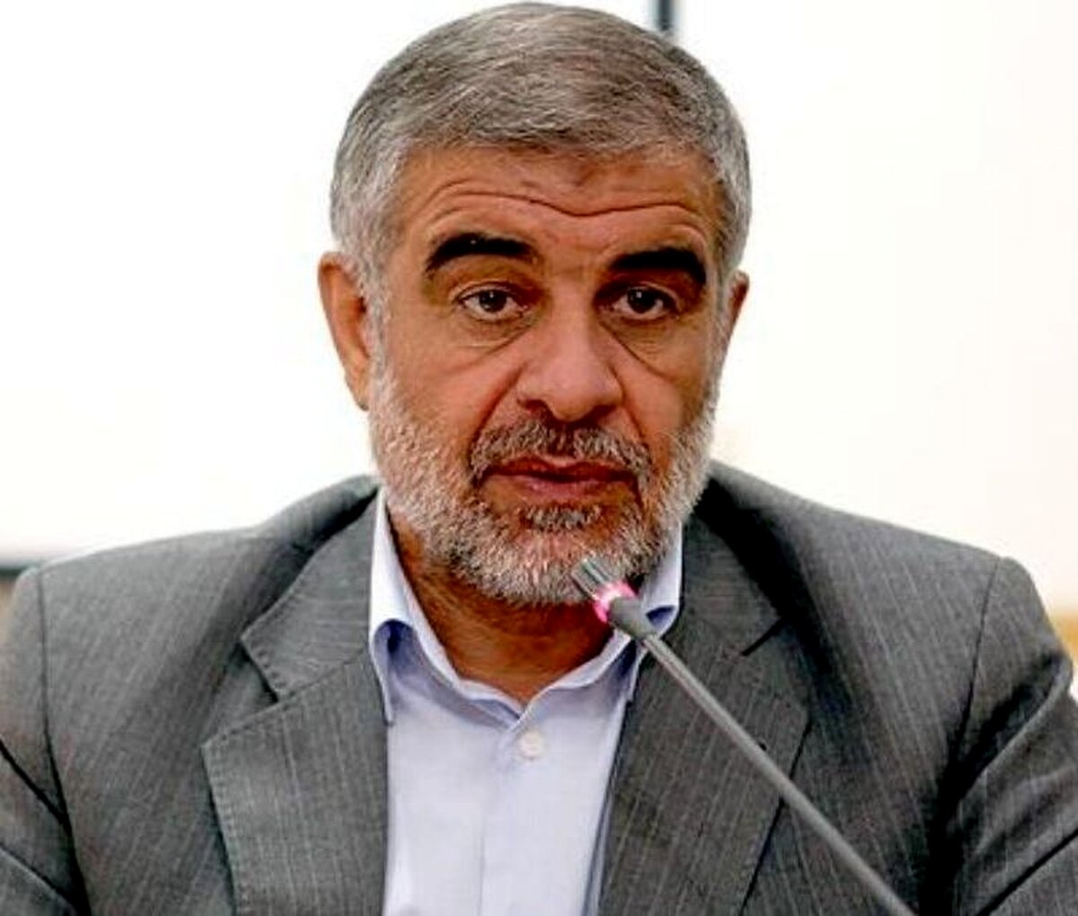 مجلس را تخریب می‌کنند تا مردم را از انتخابات مأیوس کنند