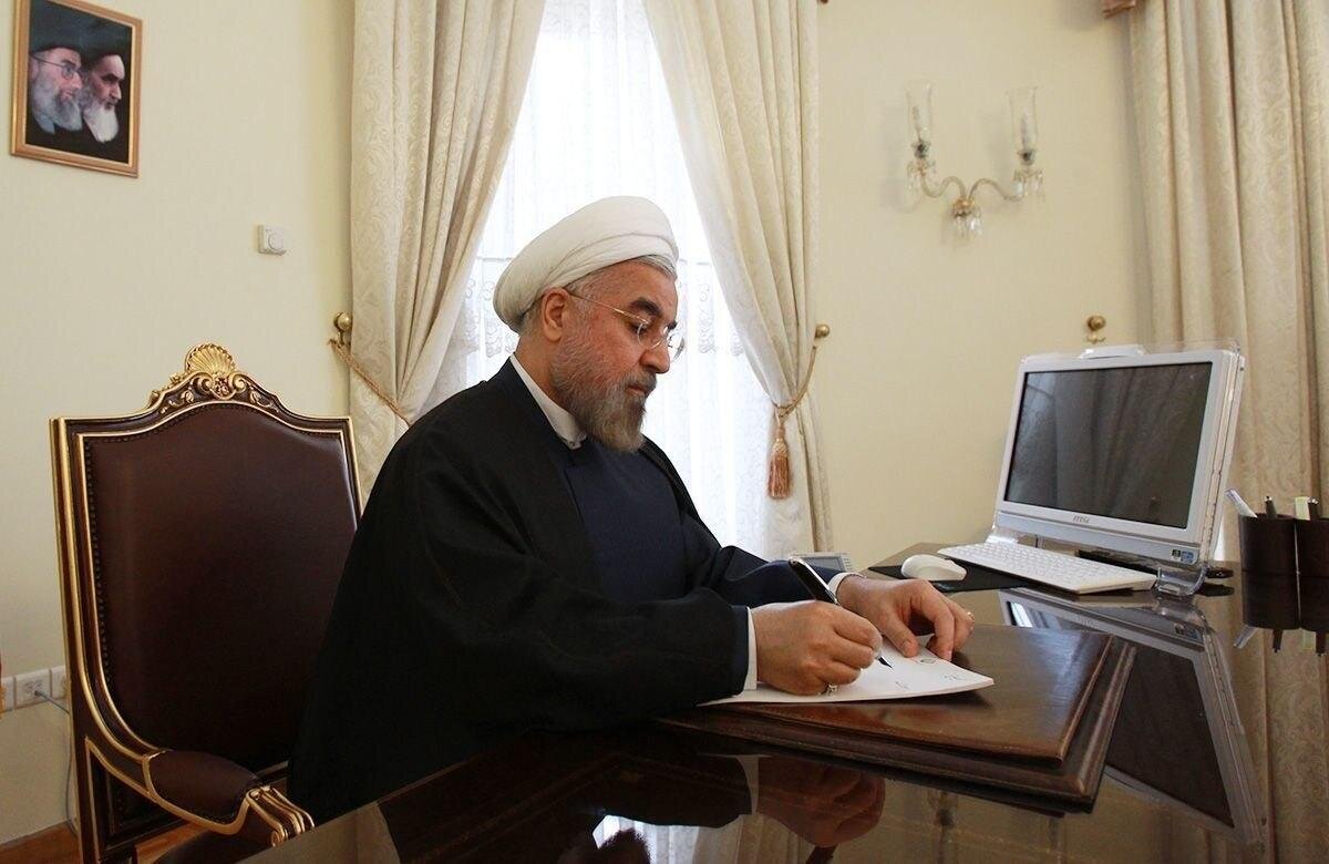 پیام رئیس‌جمهور برای درگذشت مادر سه شهید