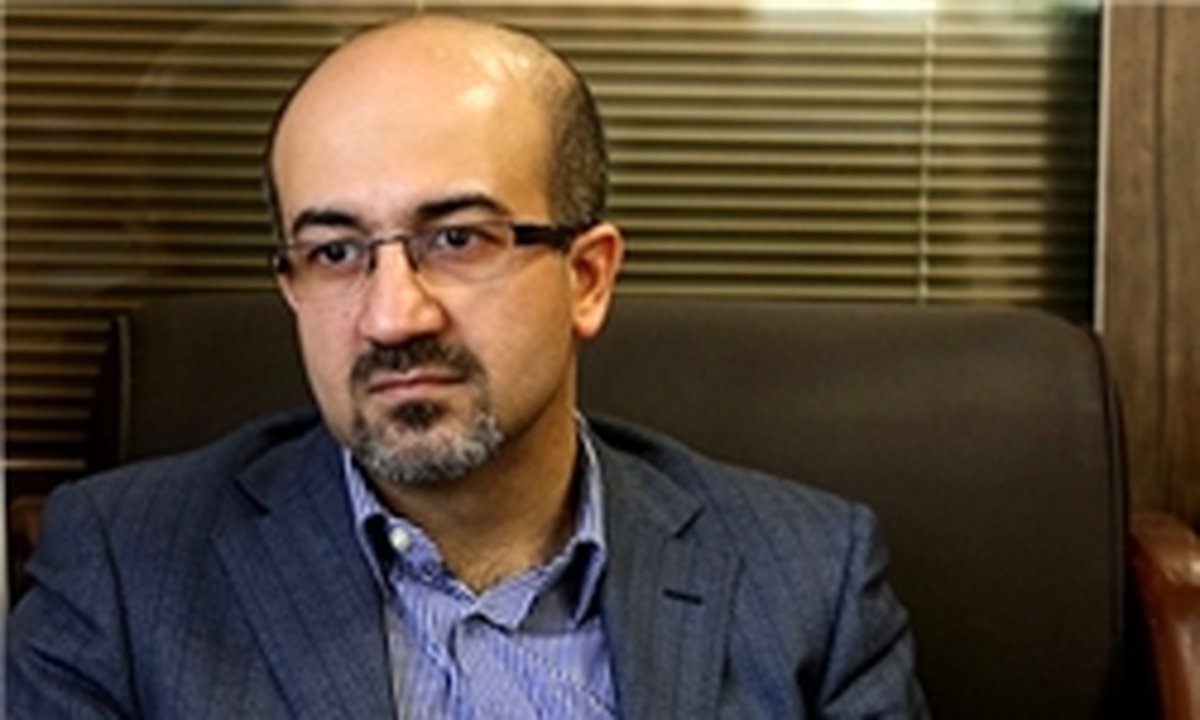 شهردار باید در مورد انتصاباتش پاسخگو باشد/دخالت در امور اجرایی نمی کنیم