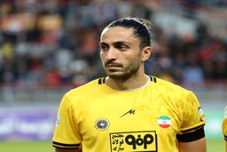 گزارش زنده: فولاد صفر - سپاهان صفر