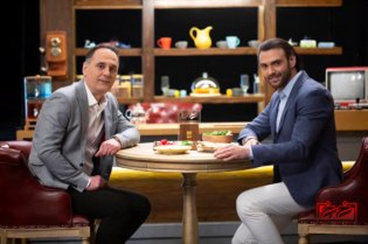 نامجومطلق: قرمز و آبی هیچوقت به من توهین نکردند