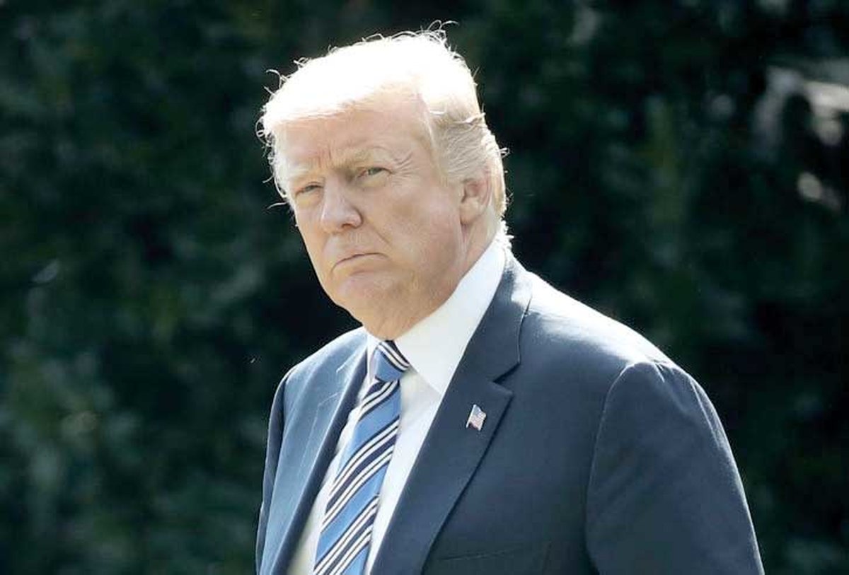 ترامپ لایحه بودجه دفاعی آمریکا را امضا کرد/ رئیس جمهوربرای استفاده از نیروی نظامی علیه ایران دیگر نیاز به مجوز ندارد