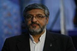 پولادگر: فدراسیون درباره کی‌روش تصمیم می‌گیرد