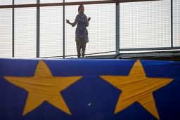 مدیر ورزشگاه نفت:حضور بانوان به درخواست روابط عمومی استقلال بود/فتحی گفت دیگر تماشاگر راه ندهیم!