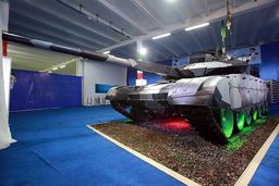 ربات نابودگر ایرانی شکارچی تانک را ببینید