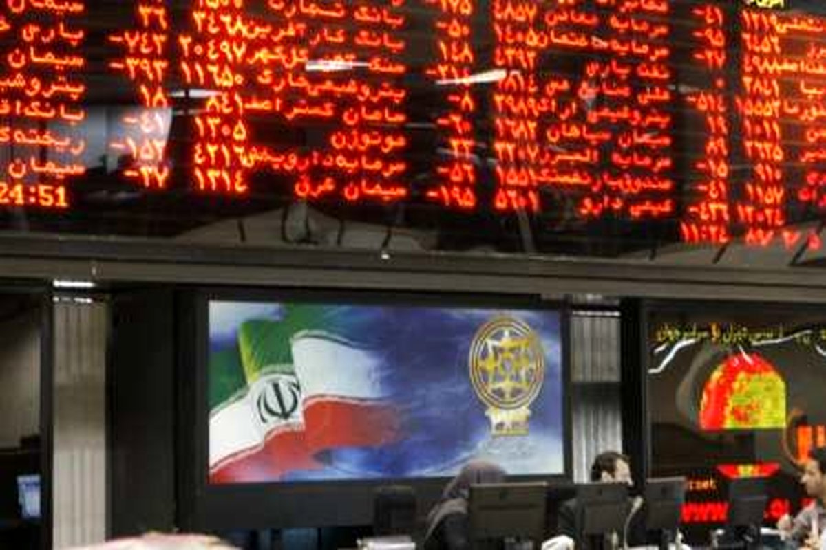 پس از یک دهه و با یک جهش بالا در رشد شاخص مدیرعامل بورس تهران تغییر کرد