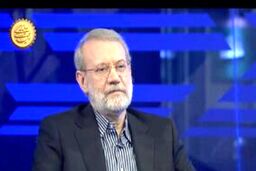 لاریجانی: به من زنگ زدند که ۱۲ ساعت فرصت داری تا از کشور خارج شوی 