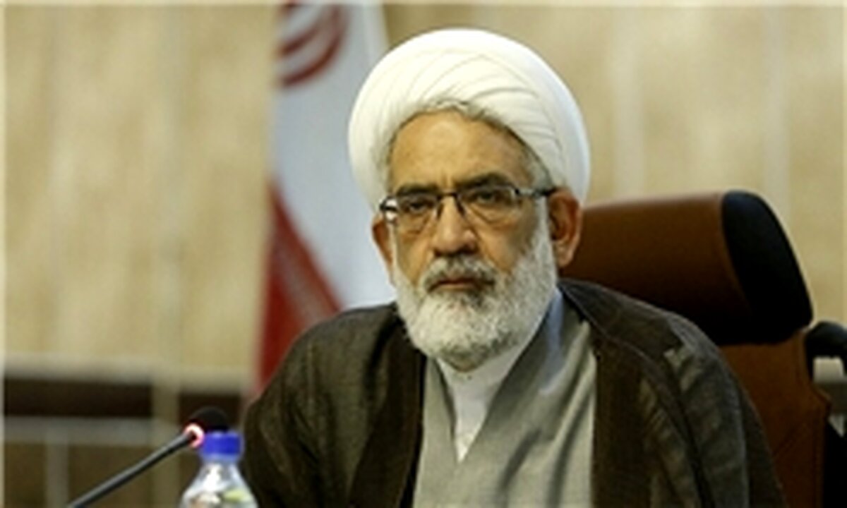 به موضوع دست داشتن برخی مقامات، فرزندان و نزدیکانشان در موضوع قاچاق ورود کرده‌ایم