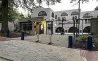 تمسخر اسرائیل با قرار دادن صدها قاشق مقابل سفارت این رژیم