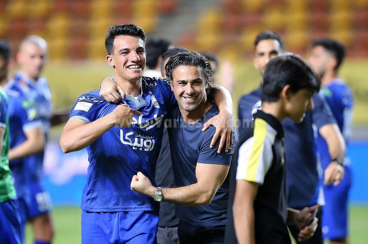 پشت بازوی  فرهاد؛ متناسب برای جشن قهرمانی!