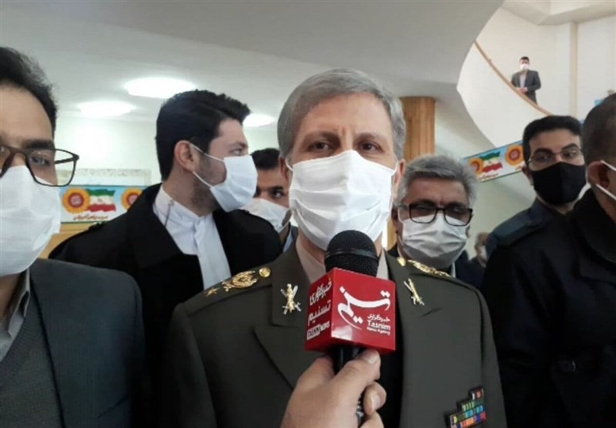 اظهارات وزیر دفاع درباره انتقام از عاملان ترور شهید فخری‌زاده