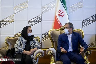 آزادی گروگان ایران