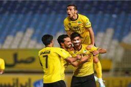 فرشاد احمدزاده قهرمان پرش ارتفاع لیگ