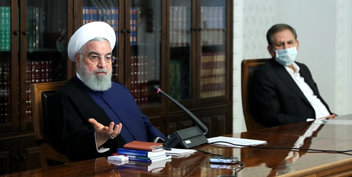 روحانی: سهام شرکت‌ها و بنگاه‌های بزرگ در بورس عرضه شود
