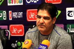 مهاجری: نیاز بود که تدافعی بازی کنیم/ لایق کسب یک امتیاز بودیم