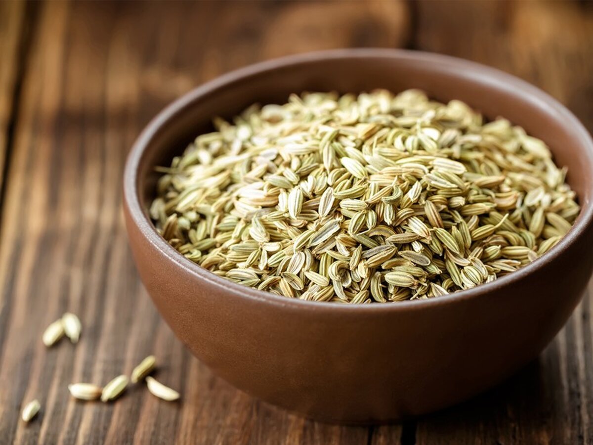 از خواص شگفت‌انگیز رازیانه برای زنان چه می‌دانید؟