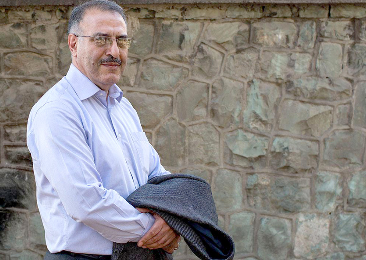 عبدلله رمضانزاده :ائتلاف اصلاحطلبان نمی تواند کابینه سایه را تشکیل دهد/ از پیشنهاد جلیلی استقبال کردم / اعتدال و توسعه را حزب نمیدانم/همه احزاب کابینه سایه را تشکیل دهند