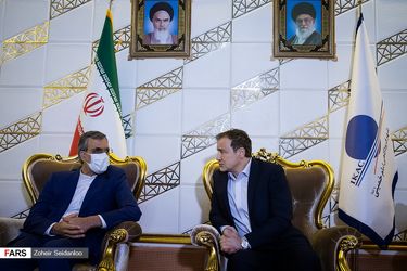 آزادی گروگان ایران