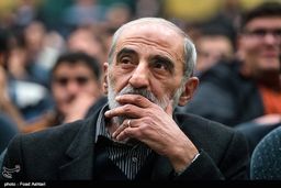 واکنش شریعتمداری به پیشنهاد رفراندوم روحانی: این حرف اهانت به راهپیمایان است