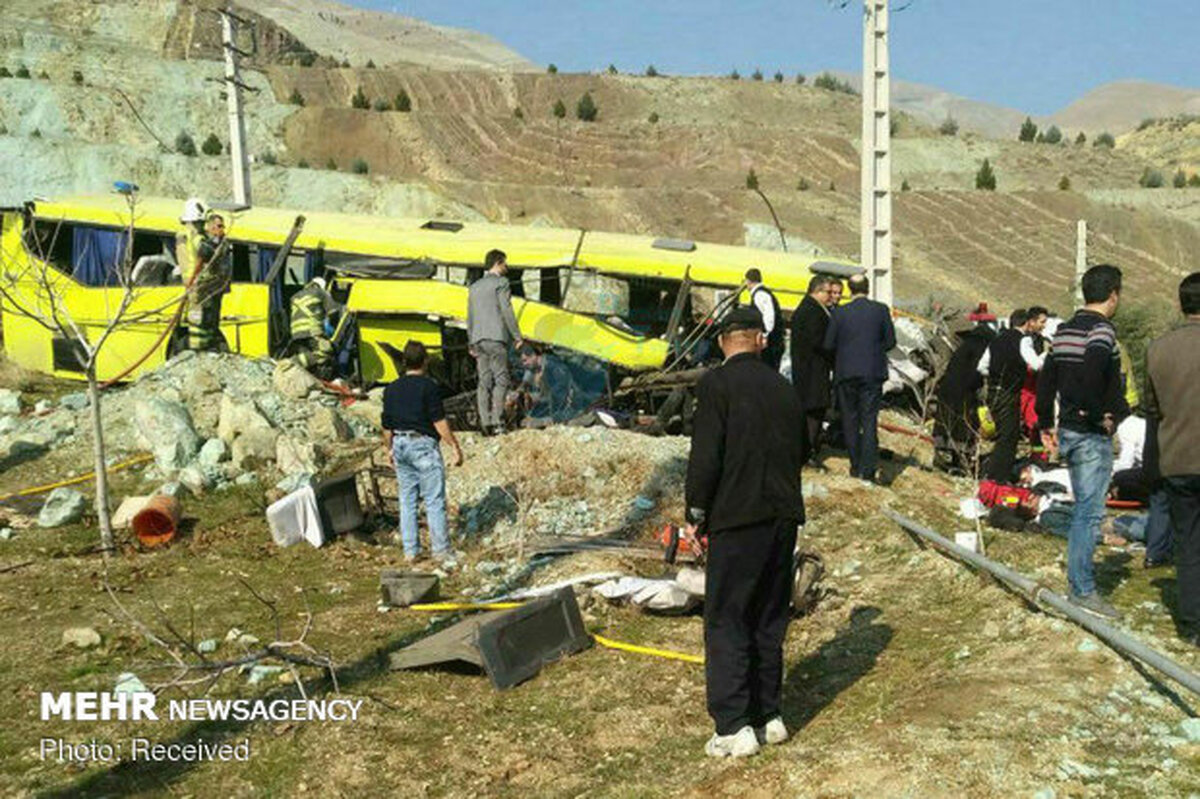 وزیر علوم سانحه درگذشت دانشجویان دانشگاه آزاد را تسلیت گفت