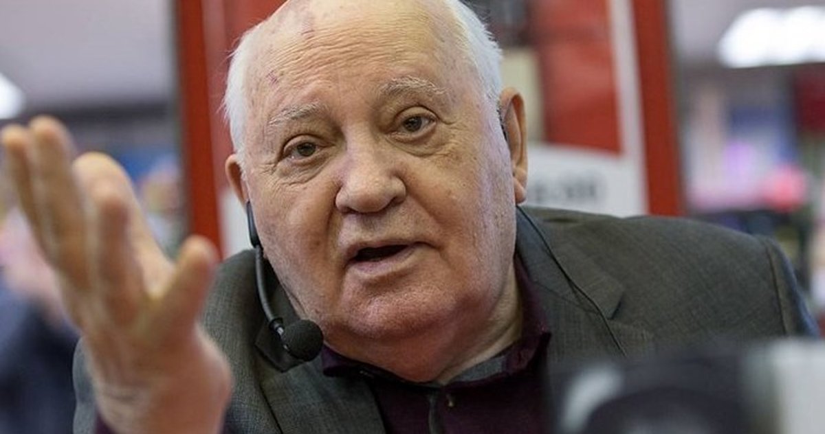 گورباچف:  آمریکا به دنبال دستیابی به برتری نظامی مطلق در جهان است