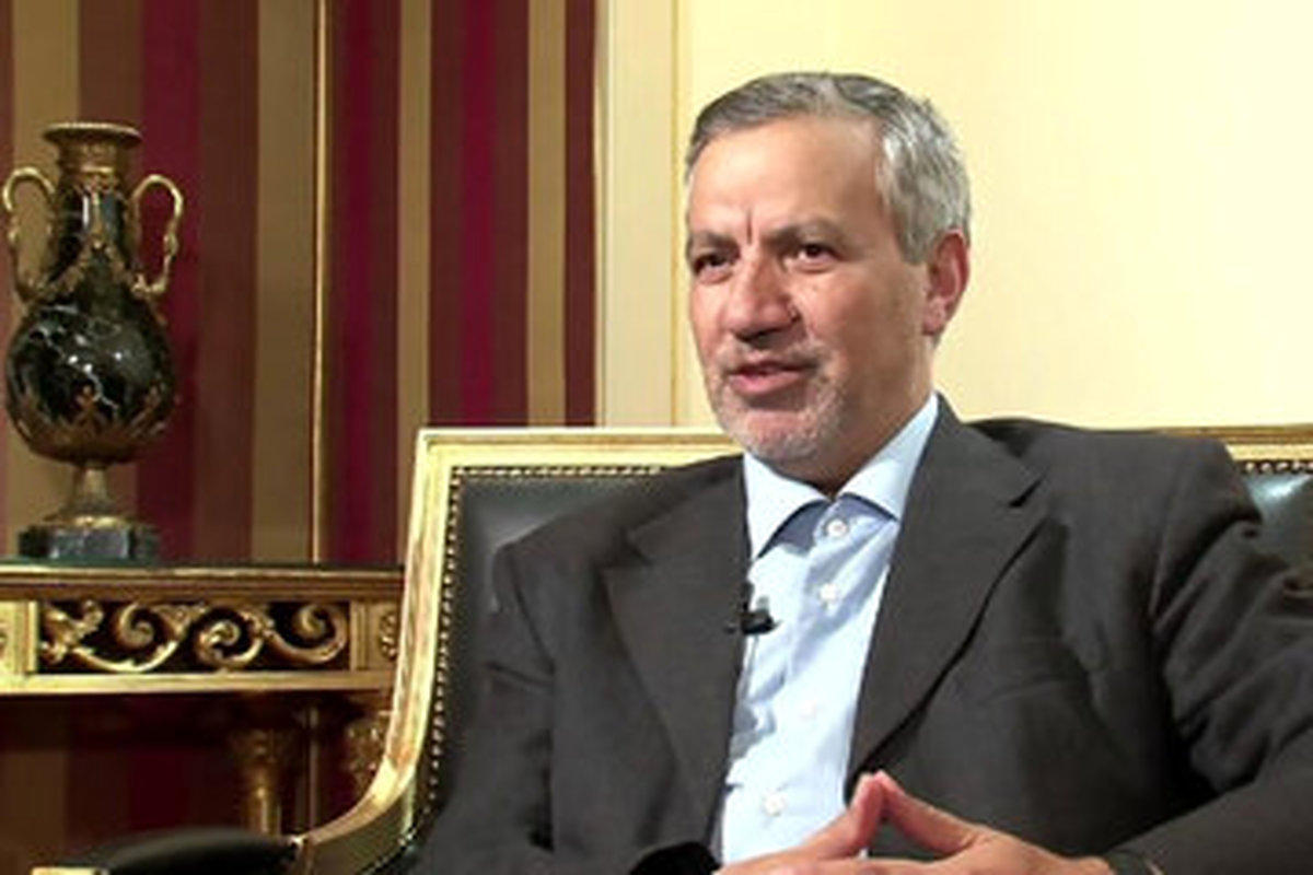 واکنش مهاجرانی به ماجرای حاشیهساز این روزها: گفتا زکه نالیم که از ماست که بر ماست