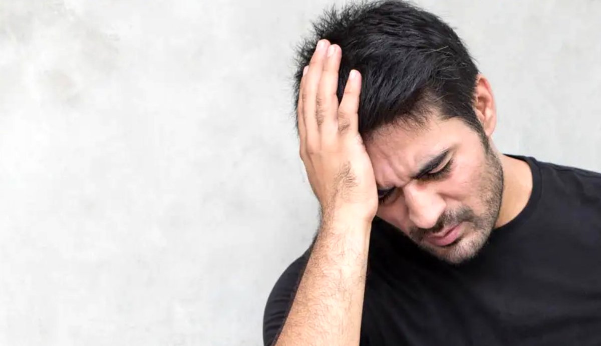 یک راهحل عجیب برای رهایی از دردهای میگرنی | نزد متخصص گوارش بروید