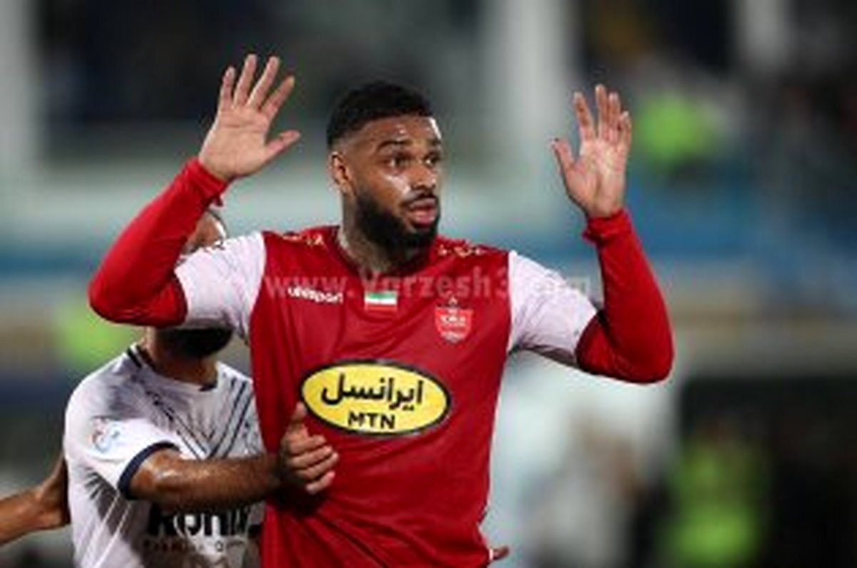 لوکادیا: باید بروم - پرسپولیس: امکان ندارد!