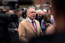 هواپیمای ویتکاف با تاخیر به عمان رسید