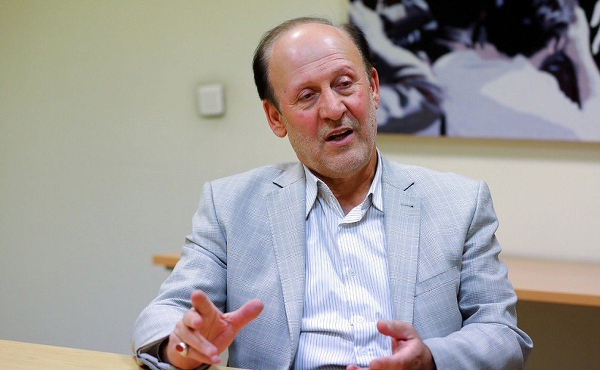 انتقاد ساداتیان از دولت: خیلی روی تصوراتشان درباره چین و روسیه حساب باز کرده بودند