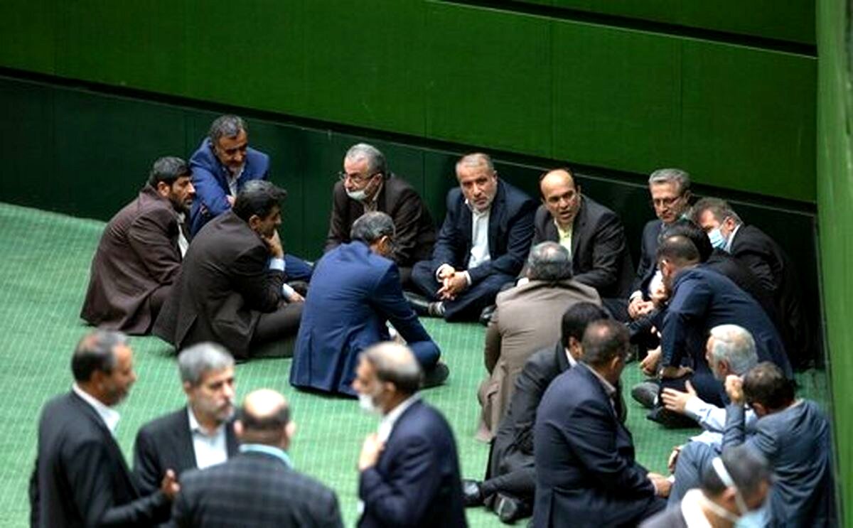 واکنش نماینده پلدختر به قطع ارتباط پارلمان اروپا با مجلس ایران؛ مهم نیست!