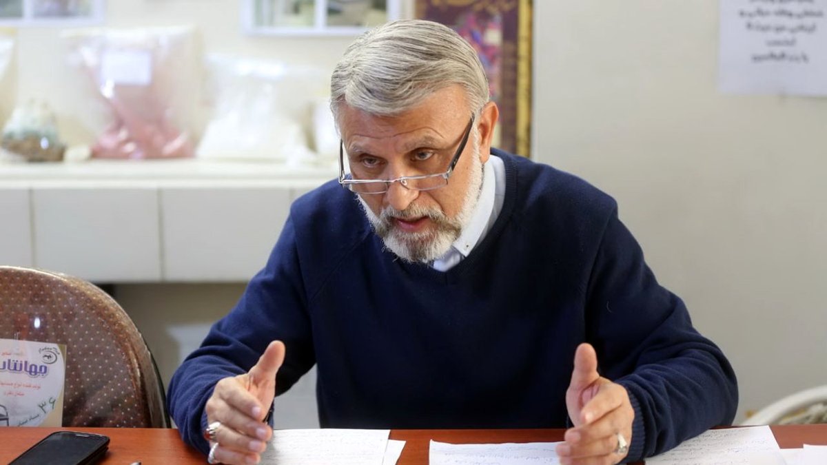 انتقاد کاندیدای ریاست جمهوری از جایگاه احزاب