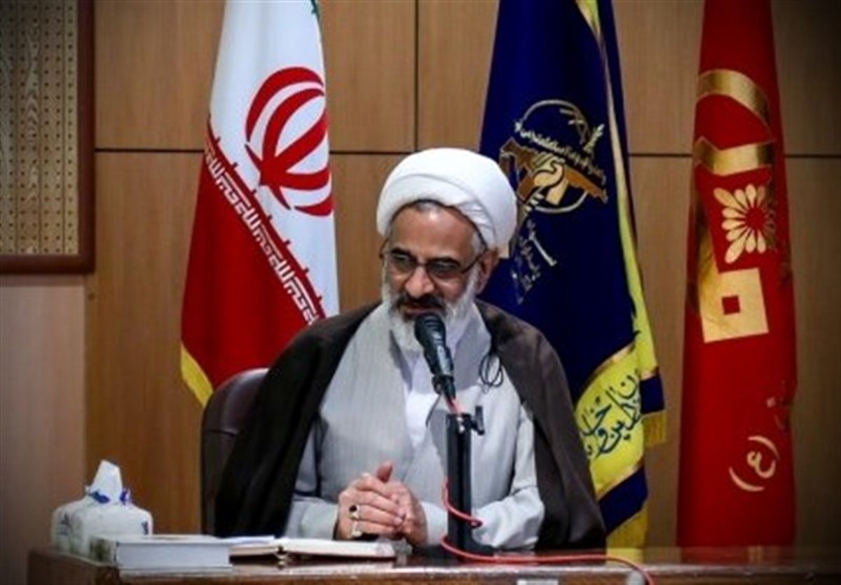 مقام سپاه: پاسداران اجازه دست درازی به انقلاب را نمیدهند